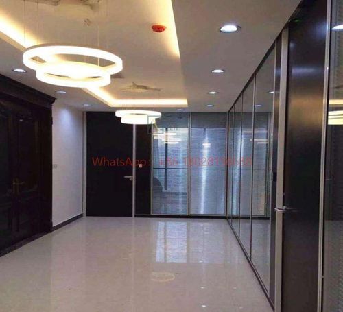 Τελευταία εταιρεία Λύσεις σχετικά Επιλογή Γυάλινων Διαχωριστικών από Χάλυβα και Αλουμίνιο: Πρακτικές Συμβουλές και Ειδικές Γνώσεις Κατασκευής