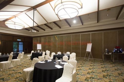 Τελευταία εταιρεία Λύσεις σχετικά Πολυδιάστατοι Κινούμενοι Τείχοι: Επαναπροσδιορισμός του Σύγχρονου Διαστημικού Σχεδιασμού