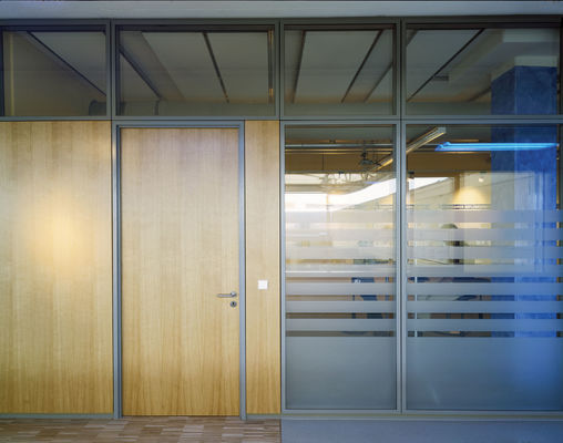 Καλή τιμή. Folding Interior Office Glass Partition Wall with Sound Insulation 30-42dB 108mm/90mm Thickness and Up to 3000mm Height σε απευθείας σύνδεση