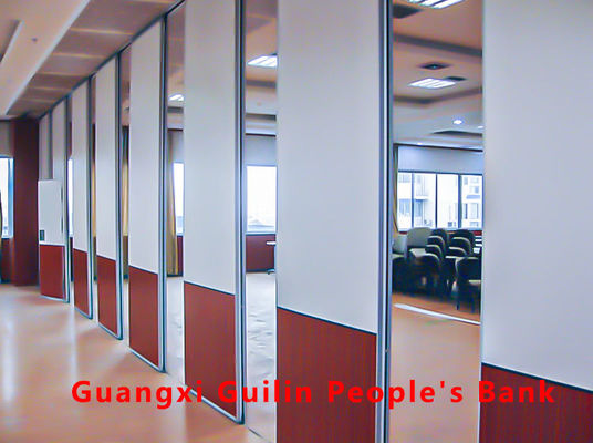 Καλή τιμή. Customized Operable Partition Wall with Top-Hung Design and High-Quality Materials for Up to 18M Height σε απευθείας σύνδεση