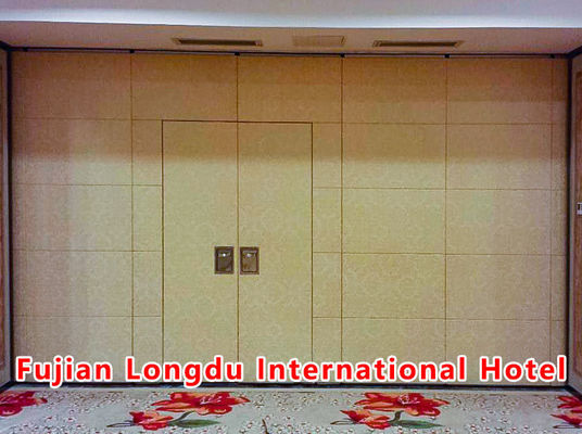 Καλή τιμή. Operable Partition Wall System with STC Rating 42-56dB and 6061-T6 Aluminum Frame Featuring 304 Stainless Steel Roller σε απευθείας σύνδεση