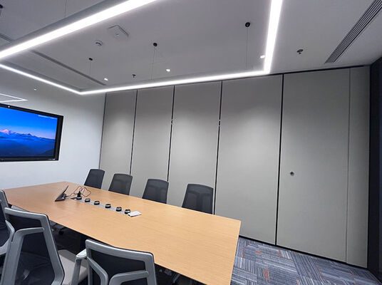 Καλή τιμή. Commercial-Grade Movable Partition Wall with Galvanized Square Tube Keel Fold-Away and Suspending Design σε απευθείας σύνδεση