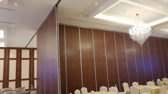 Εργαστηριακό / Γραφείο Ακουστικό διαχωριστικό τοίχος με διακοσμητικά φινίρισμα