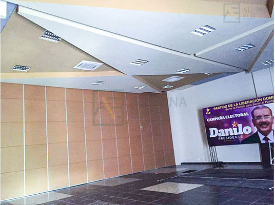 Καλή τιμή. Προσαρμόσιμο Κινητό Διαχωριστικό Τοίχου με Σκελετό από Κράμα Αλουμινίου 6061-T6 και Γαλβανισμένη Τετράγωνη Σωλήνα Κινητήρα σε απευθείας σύνδεση