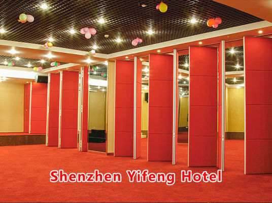 Καλή τιμή. Folding Glass Partition with Sound Insulation 30-42dB and Customizable Design for Easy Installation σε απευθείας σύνδεση