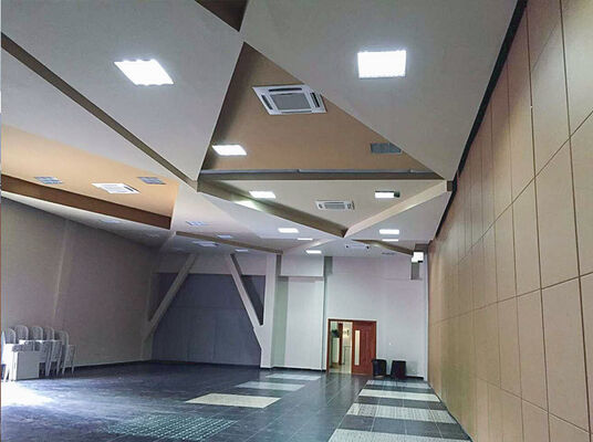 Καλή τιμή. Portable Soundproof Movable Partition Wall with Dupont POM Rollers and Top and Bottom Jack Lifting σε απευθείας σύνδεση