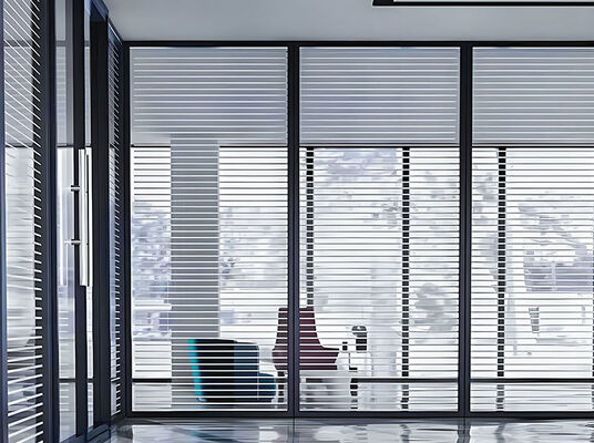 Καλή τιμή. Aluminium Frame Folding Glass Partition Wall with Single Glazed Design and 30-42dB Sound Insulation σε απευθείας σύνδεση